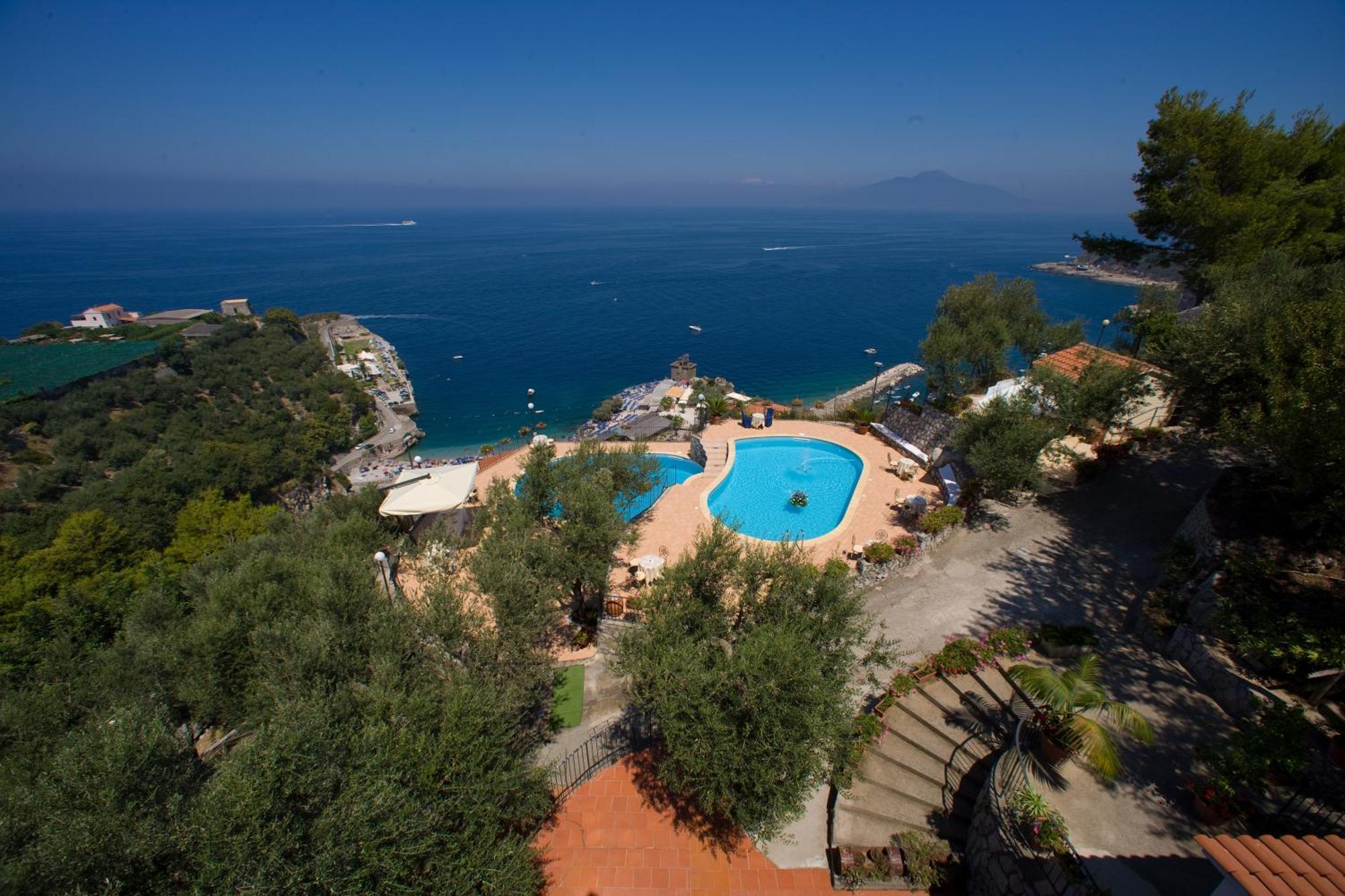 Villaggio Villa Lubrense Massa Lubrense Exterior foto